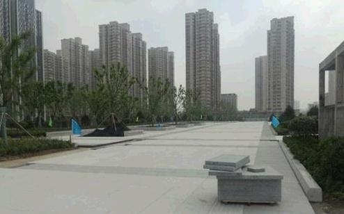 济南火车站北广场重建现场